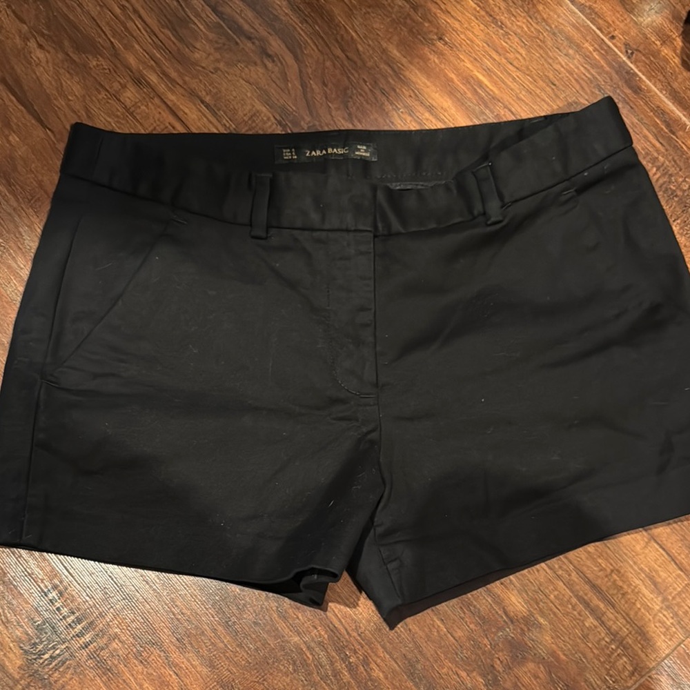 Zara Women's Black Shorts